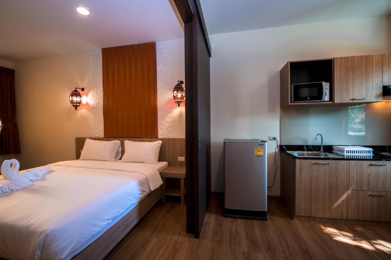 Anchanlina Hotel - Sha Plus Чалонг Екстериор снимка
